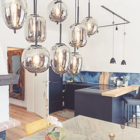 Anna Pertl - Lieblingsquartier Sankt Gilgen