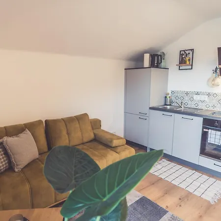 Anna Pertl - Lieblingsquartier 4*