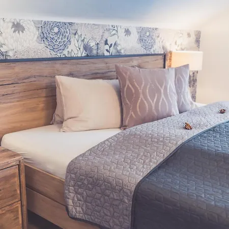 Anna Pertl - Lieblingsquartier 4* סנט גילגן