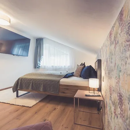 Ξενοδοχείο με διαμερίσματα Anna Pertl - Lieblingsquartier