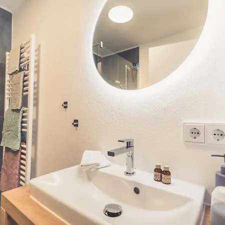 Ξενοδοχείο με διαμερίσματα Anna Pertl - Lieblingsquartier 4*