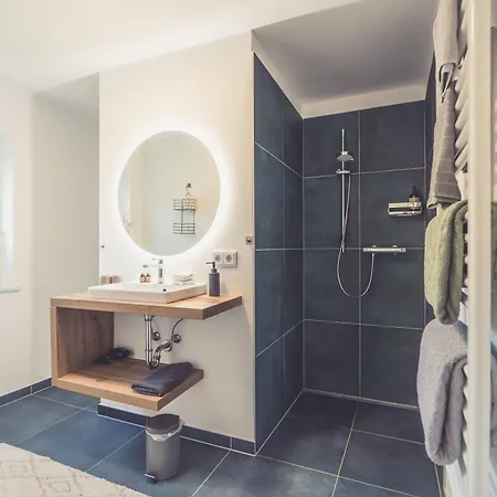 Anna Pertl - Lieblingsquartier 4* Sankt Gilgen