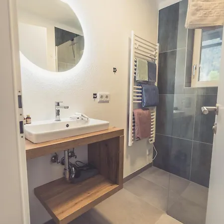 Anna Pertl - Lieblingsquartier 4* Sankt Gilgen