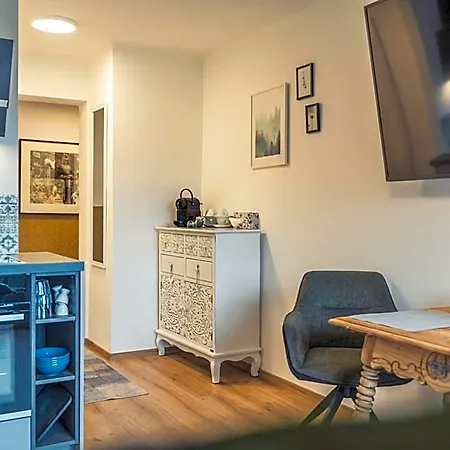 Anna Pertl - Lieblingsquartier Lejlighedshotel Sankt Gilgen